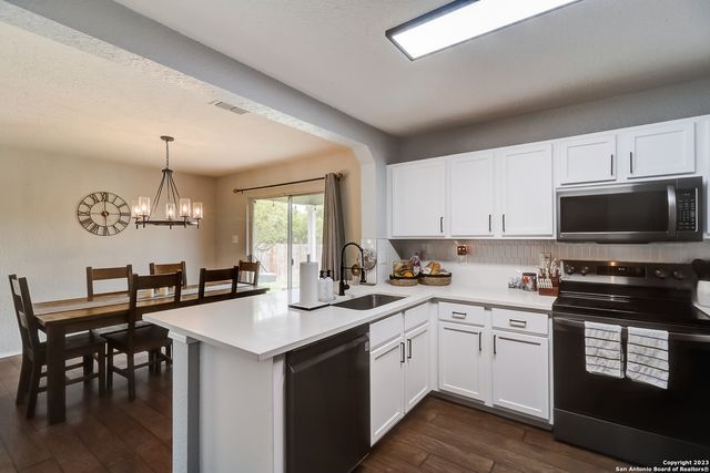 8002 WILLOW COUNTRY, San Antonio, TX 78254