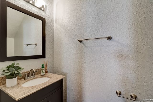 8002 WILLOW COUNTRY, San Antonio, TX 78254