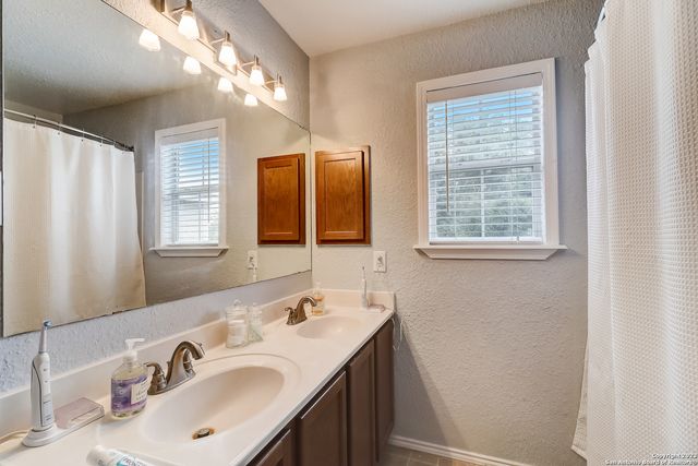 8002 WILLOW COUNTRY, San Antonio, TX 78254