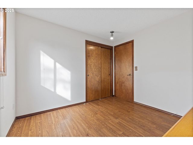 4314 Ne WILDROSE Dr, Vancouver, WA 98682