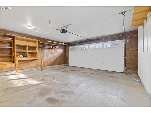 4314 Ne WILDROSE Dr, Vancouver, WA 98682