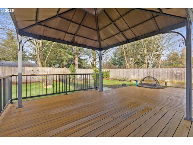 4314 Ne WILDROSE Dr, Vancouver, WA 98682