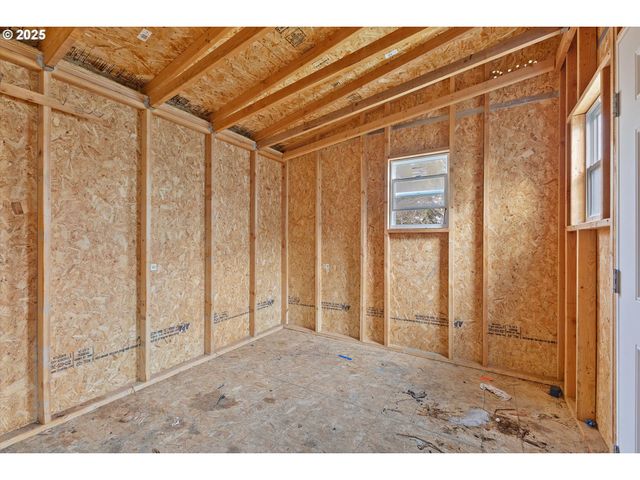 4314 Ne WILDROSE Dr, Vancouver, WA 98682