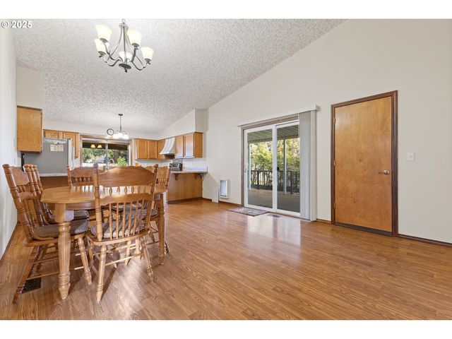 4314 Ne WILDROSE Dr, Vancouver, WA 98682