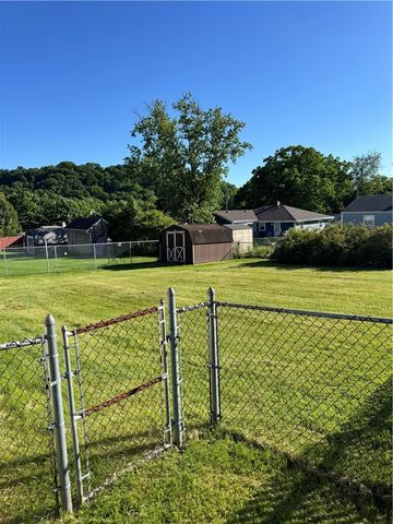 524 Arizona Drive, Lower Burrell, PA 15068