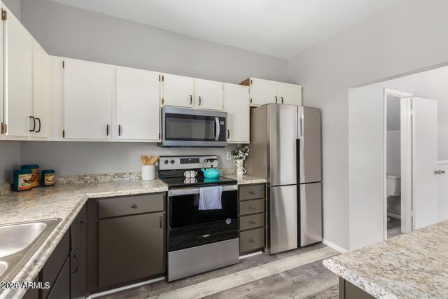 3320 W McRae Way Unit 1, Phoenix, AZ 85027