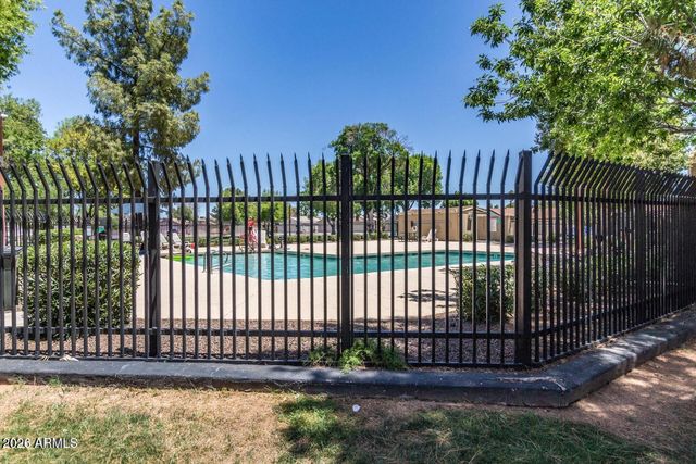 3320 W McRae Way Unit 1, Phoenix, AZ 85027