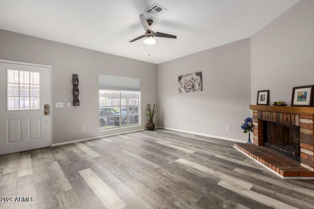 3320 W McRae Way Unit 1, Phoenix, AZ 85027