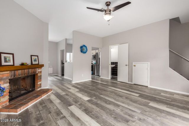 3320 W McRae Way Unit 1, Phoenix, AZ 85027