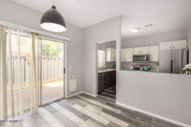 3320 W McRae Way Unit 1, Phoenix, AZ 85027