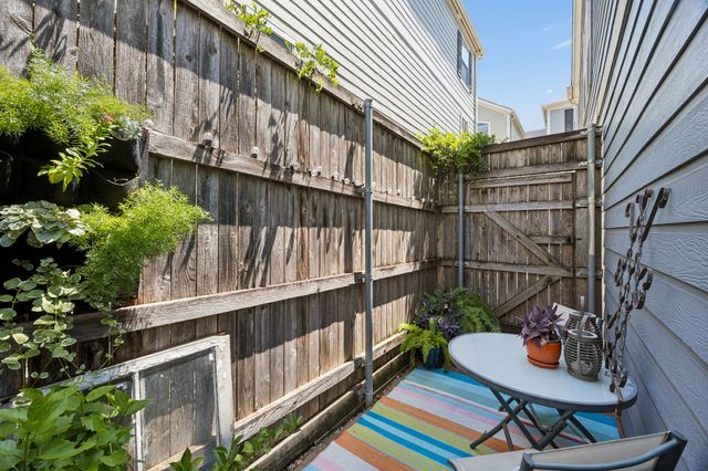 7416 Coronado Avenue 12, Dallas, TX 75214