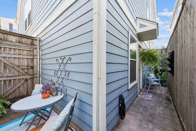 7416 Coronado Avenue 12, Dallas, TX 75214