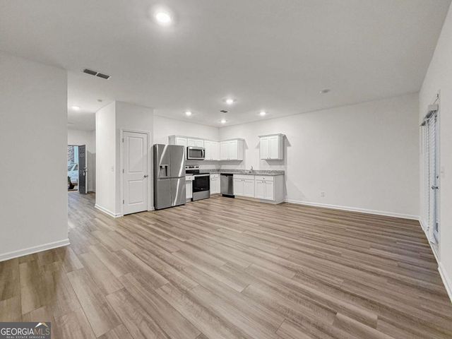 3521 Condor Court SW, Atlanta, GA 30331