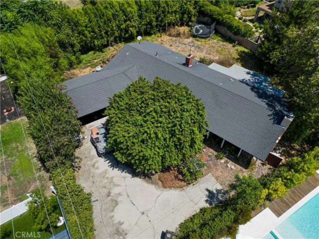 23347 Collins Street, Woodland Hills, CA 91367