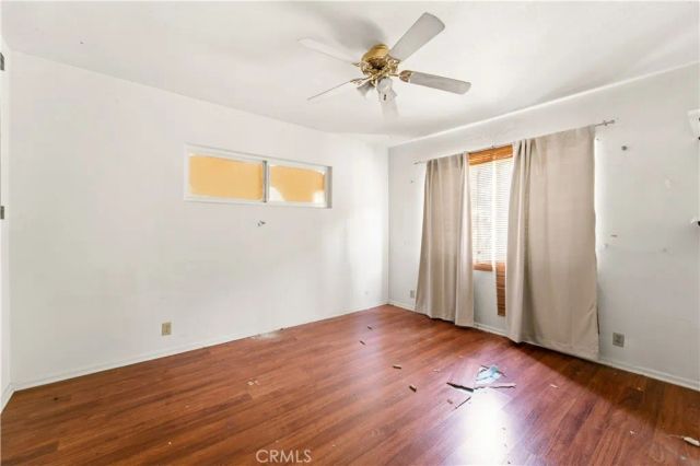 23347 Collins Street, Woodland Hills, CA 91367