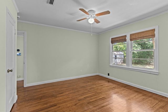 700 S Lakeview, Dothan, AL 36301