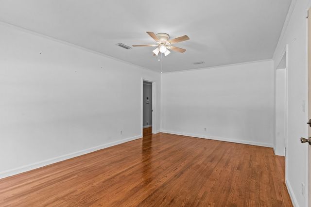 700 S Lakeview, Dothan, AL 36301