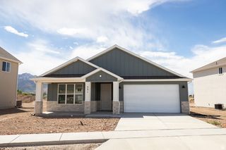531 W 1850 N, Harrisville, UT 84404