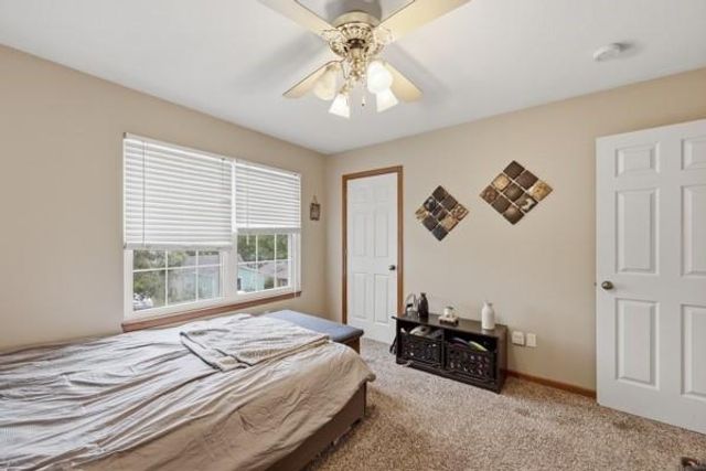 307 SW 13th Street, Oak Grove, MO 64075