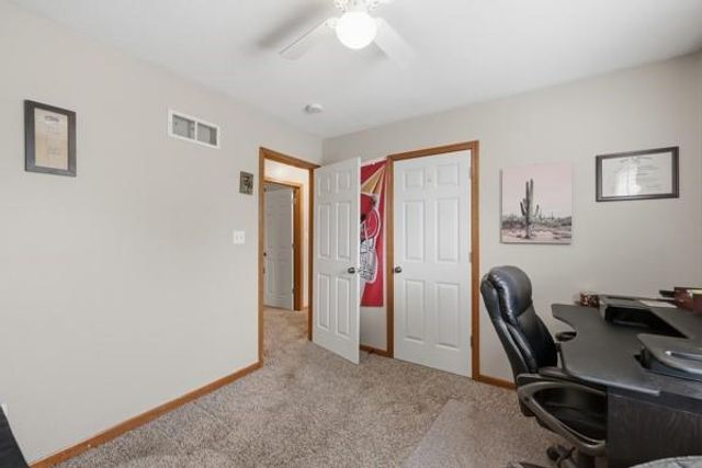 307 SW 13th Street, Oak Grove, MO 64075