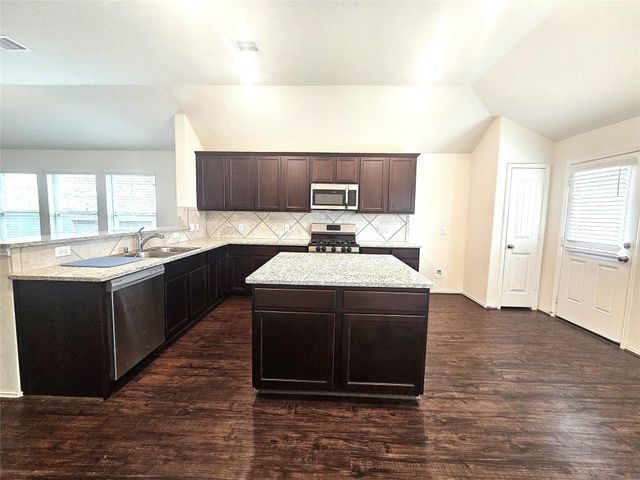 17439 Chester Valley Trail, Hockley, TX 77447