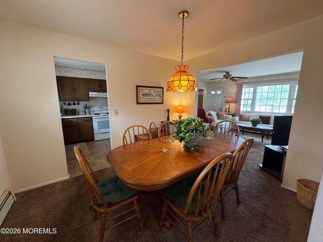 67 Carlisle Road, Toms River, NJ 08757