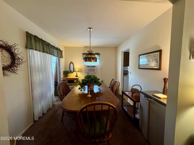 67 Carlisle Road, Toms River, NJ 08757