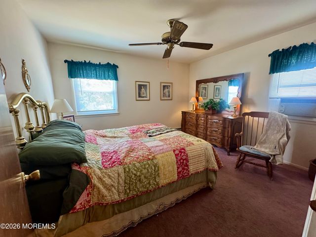 67 Carlisle Road, Toms River, NJ 08757