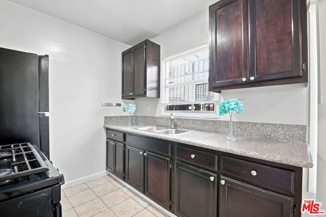 1475 Venice Boulevard, Los Angeles, CA 90006