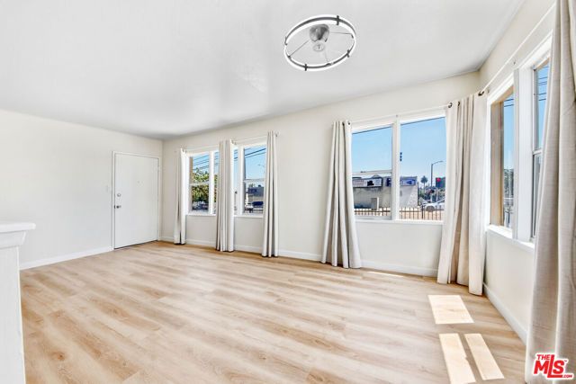 1475 Venice Boulevard, Los Angeles, CA 90006