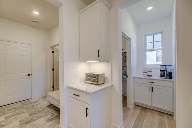 11404 Kings Court N, Lake Elmo, MN 55042