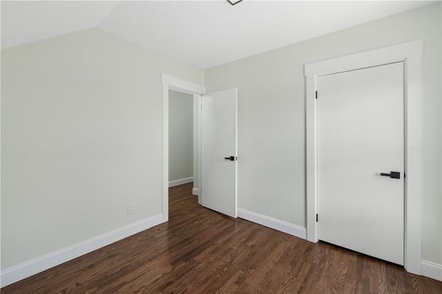 2 Birch Street, Tiverton, RI 02878