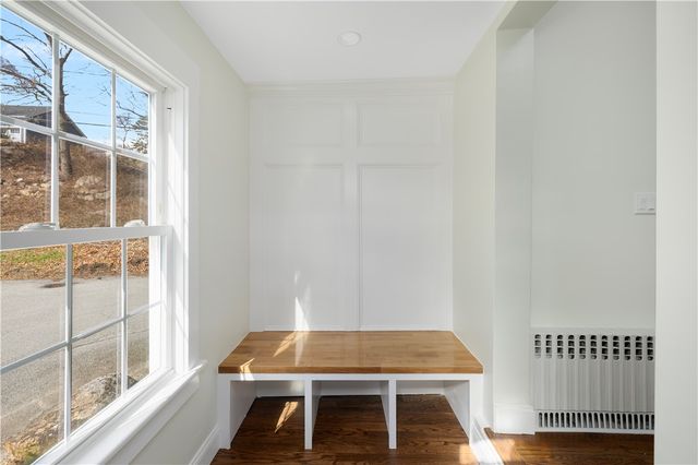 2 Birch Street, Tiverton, RI 02878