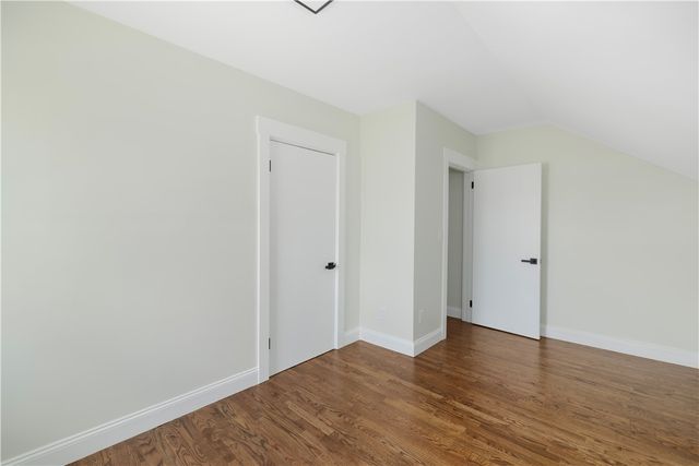 2 Birch Street, Tiverton, RI 02878