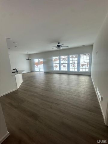 105 Bluffview Drive, Troy, MO 63379