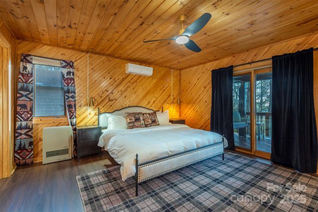 2338 El Miner Drive, Mars Hill, NC 28754