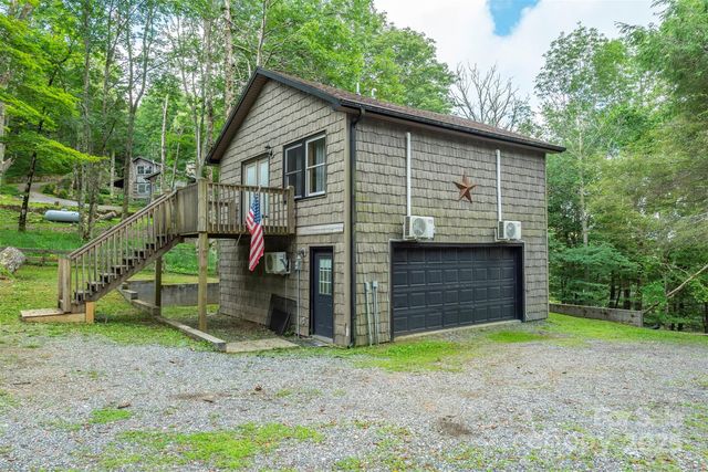 2338 El Miner Drive, Mars Hill, NC 28754