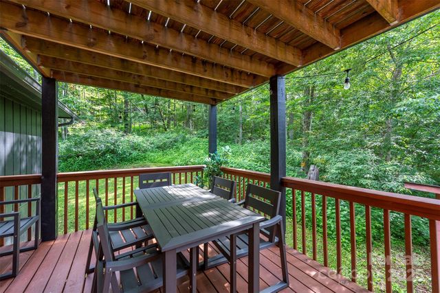 2338 El Miner Drive, Mars Hill, NC 28754