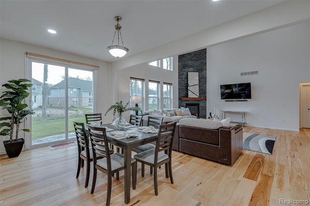 343 Amelia Circle, South Lyon, MI 48178