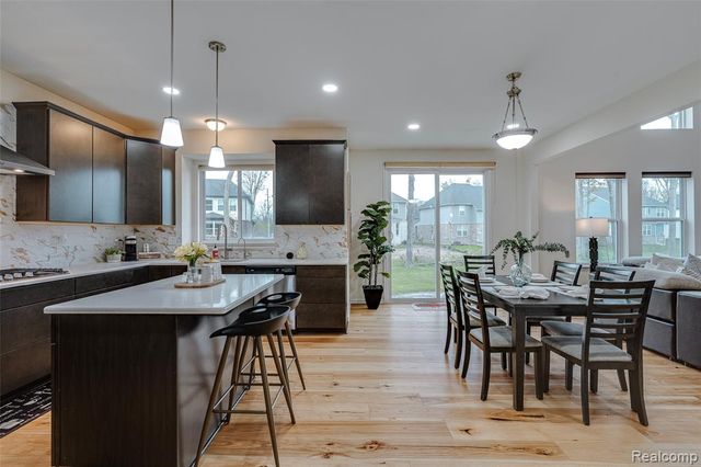 343 Amelia Circle, South Lyon, MI 48178