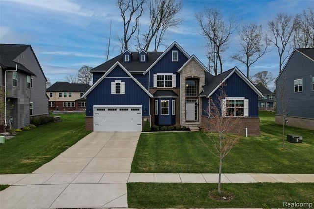343 Amelia Circle, South Lyon, MI 48178