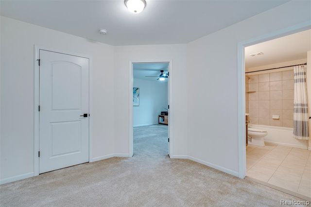 343 Amelia Circle, South Lyon, MI 48178
