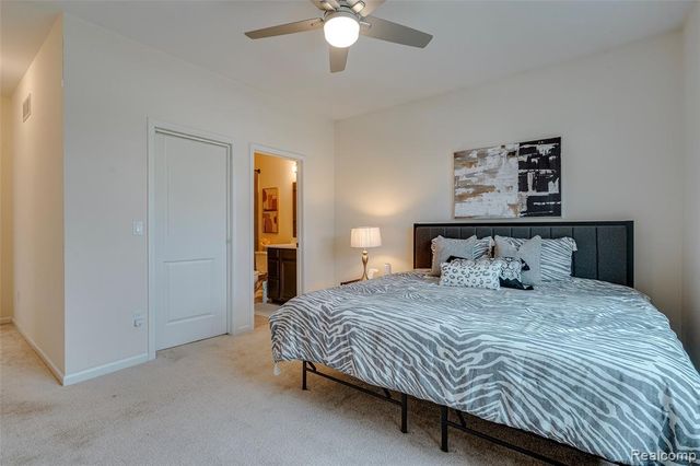 343 Amelia Circle, South Lyon, MI 48178