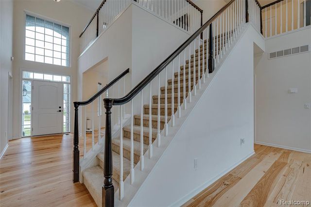 343 Amelia Circle, South Lyon, MI 48178