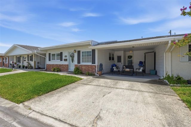 9920 DAFFODIL 52, Pinellas Park, FL 33782