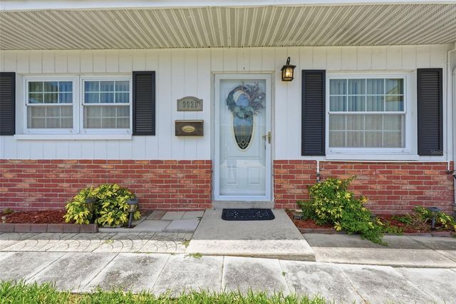 9920 DAFFODIL 52, Pinellas Park, FL 33782