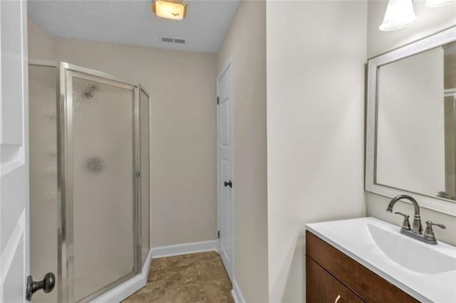 631 Brighton Drive NW, Lawrenceville, GA 30043