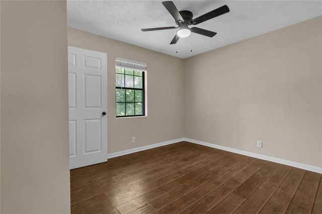 631 Brighton Drive NW, Lawrenceville, GA 30043