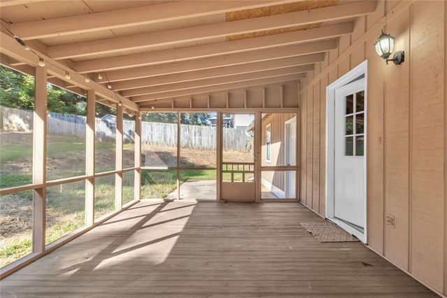 631 Brighton Drive NW, Lawrenceville, GA 30043