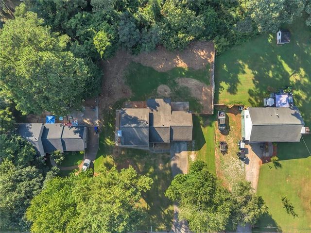 631 Brighton Drive NW, Lawrenceville, GA 30043
